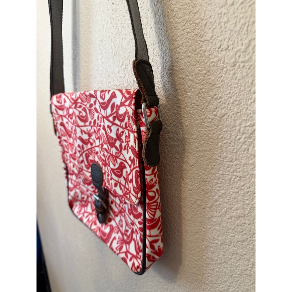 Nicky James Boho Bird & Pear Print Red & White Cross Body Bag Laminated Canvas - Picture 3 of 12